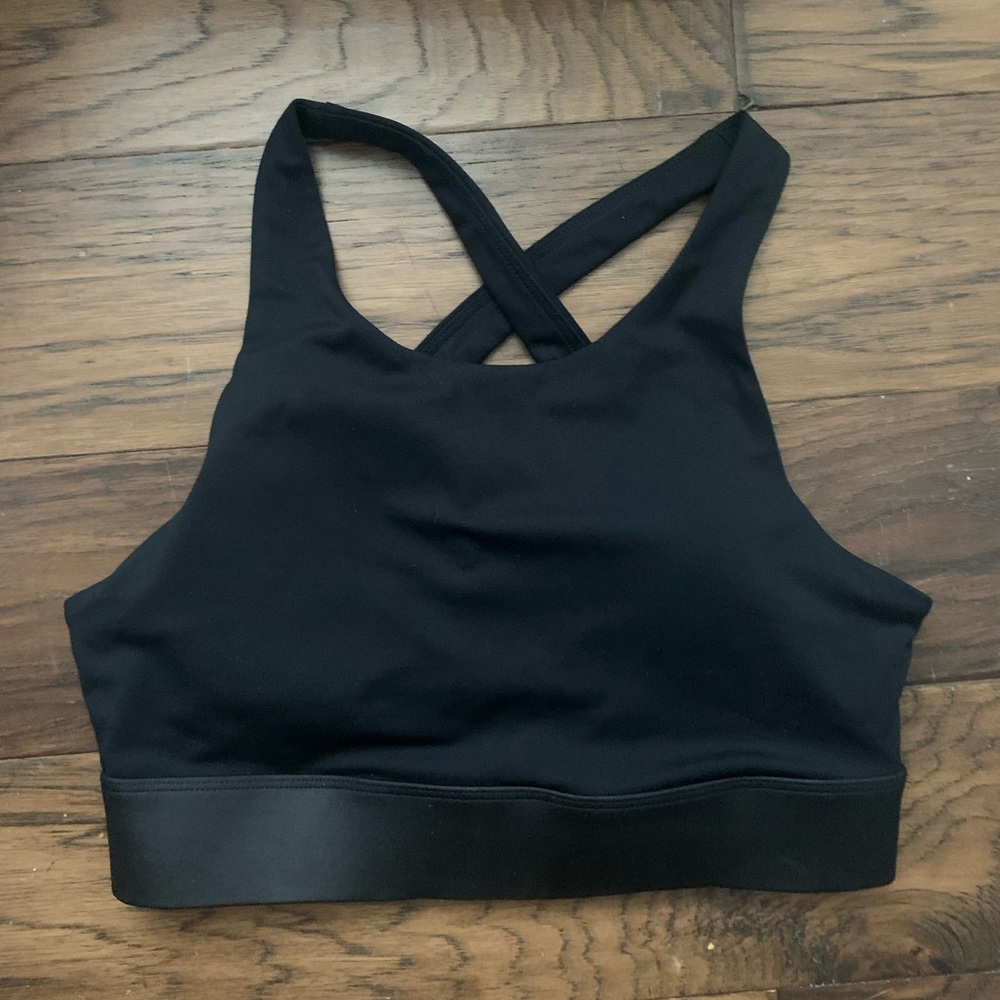 Fabletics sports bra